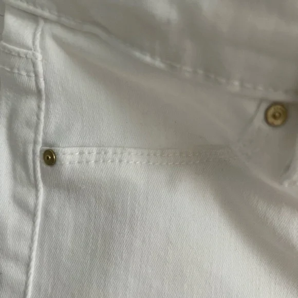 Blank NYC Kids White Jeans - Picture 7 of 15